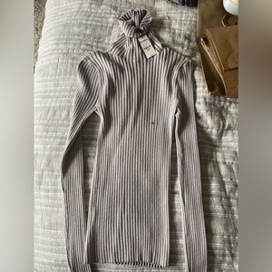 Expresss turtle neck